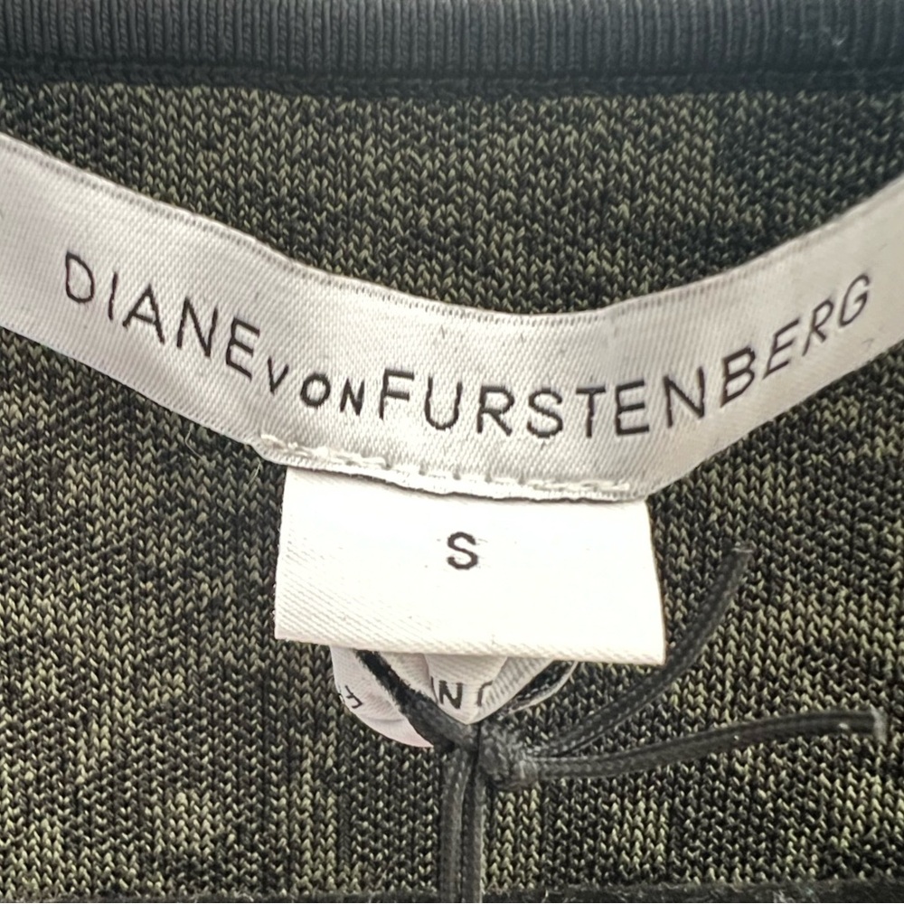 Size Small - image 3